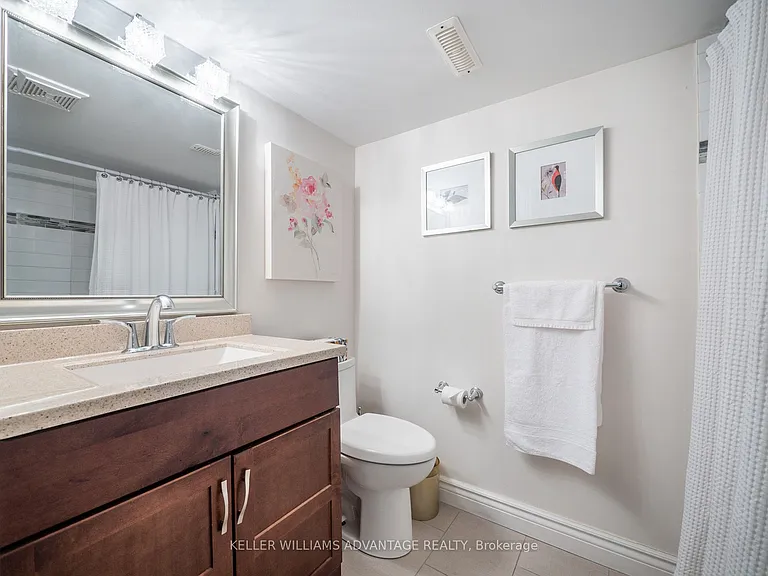 122 Boardwalk Dr #LOWER — Photo 12