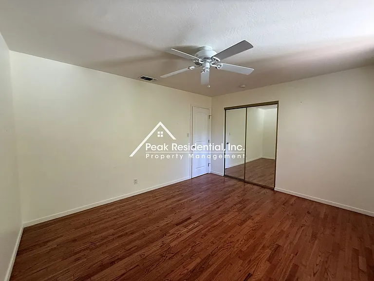 4301 Cottage Way — Photo 15