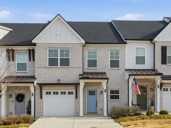 107 Dameron Dr, Hendersonville, TN 37075