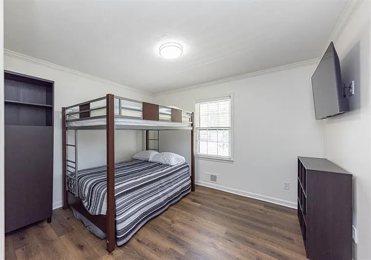 3200 Lee Dr — Photo 28