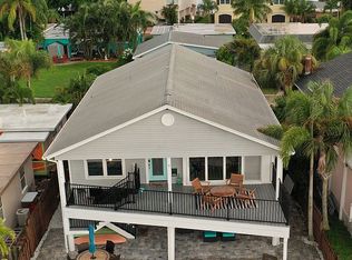 520 182nd Ave E, Redington Shores, FL 33708
