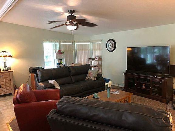 5th image of 2410 Grand Traverse Cir