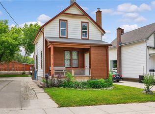 43 Henry St, Kitchener, ON N2G 1P4