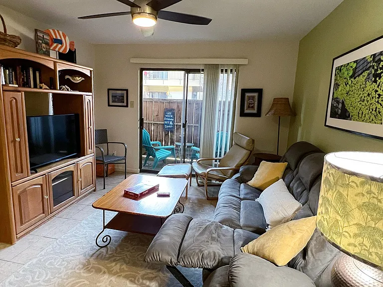 3300 Pebblebrook Dr #79 — Photo 2