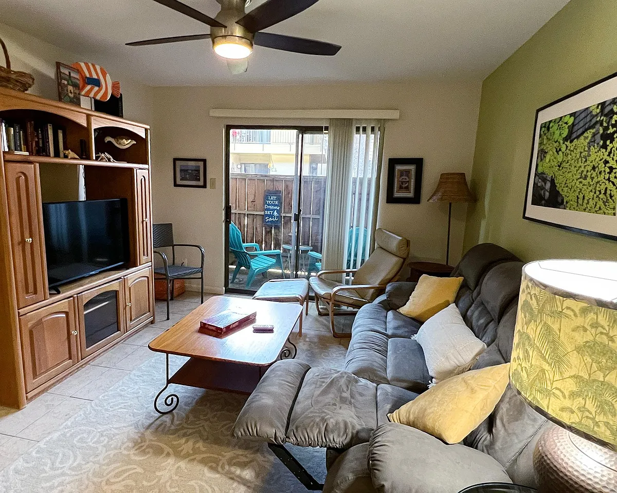 Building Photo - 3300 Pebblebrook Dr #79