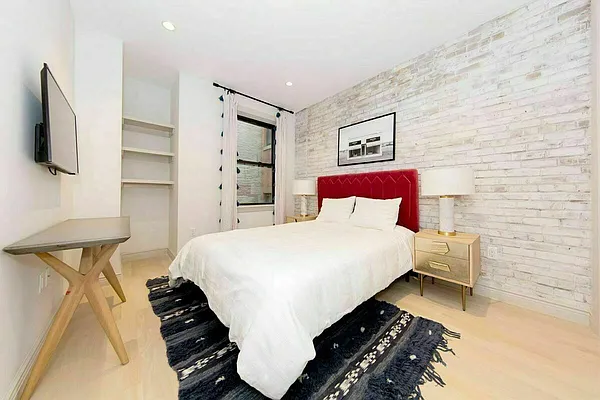 Rented by Voro New York | media 1