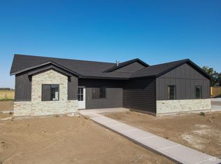 1421 Moss, Rupert, ID 83350