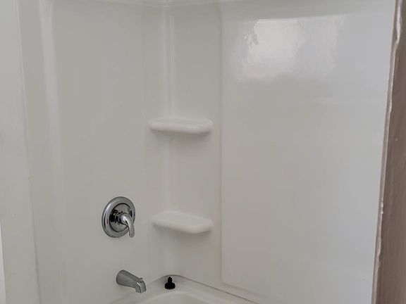 5th image of 201 Randolph Ave #2