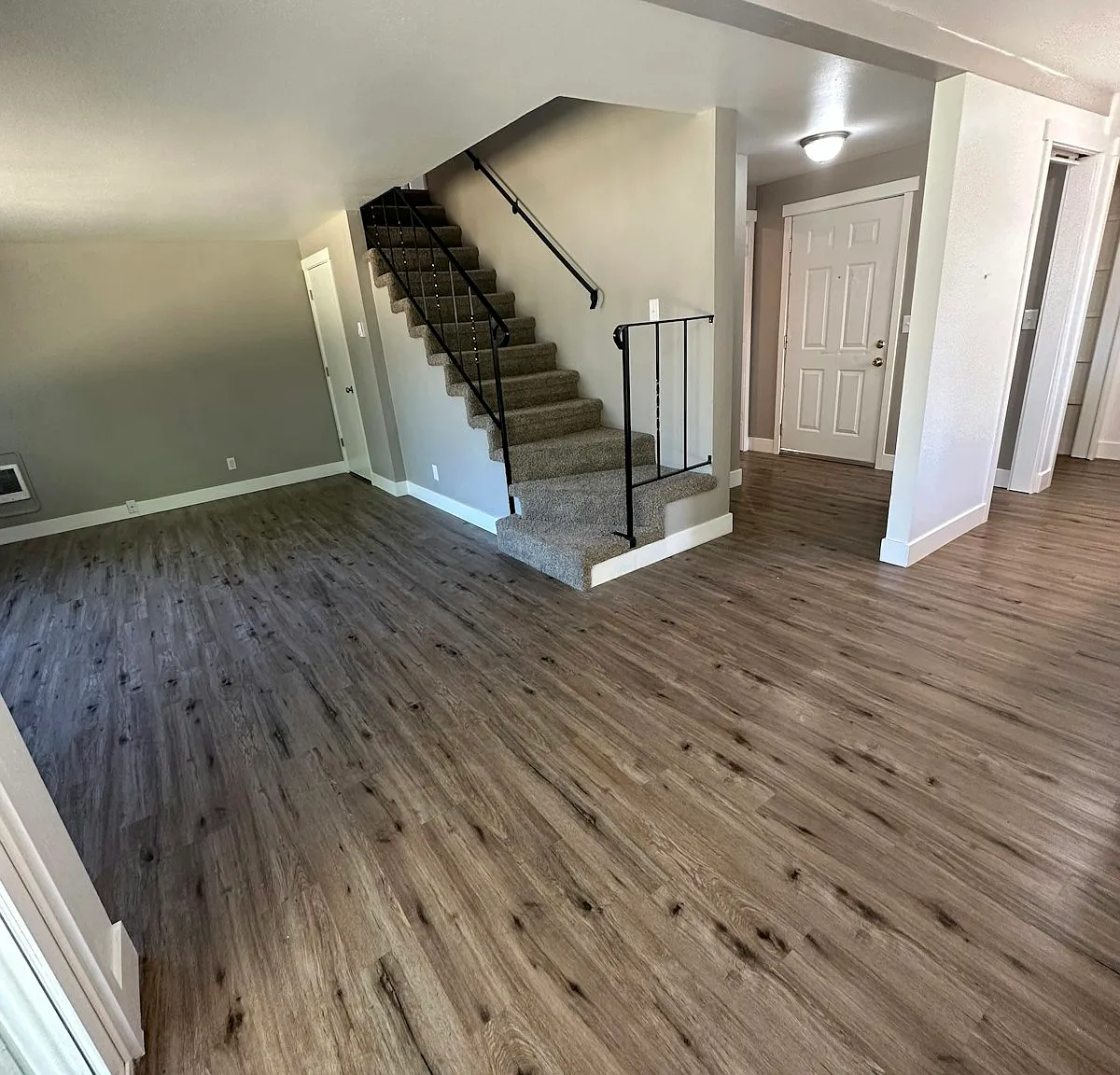 605 Andrew Street, Unit A — Photo 3