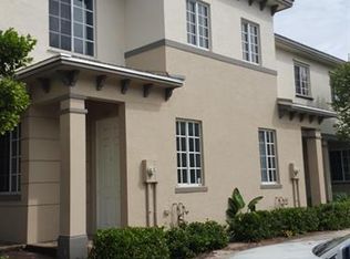 1960 Freeport Ln, Riviera Beach, FL 33404