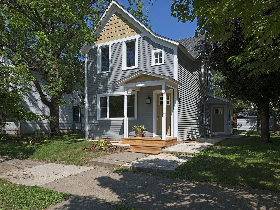 1st image of 2805 31st Ave S