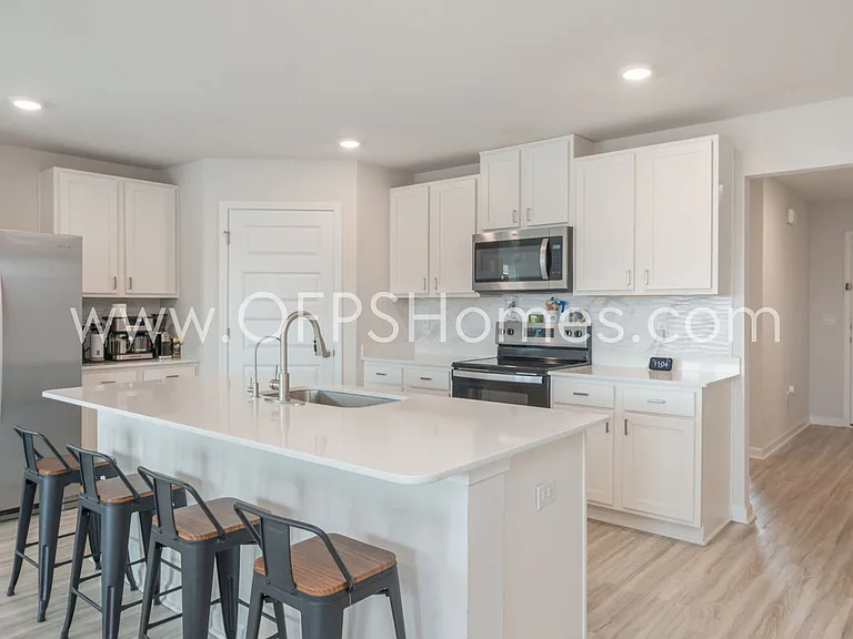 4627 Naval Ct — Photo 13