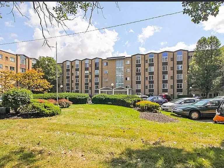 25735 Lorain Rd #102 — Photo 14