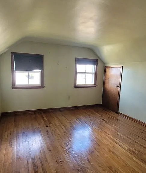 331 Newport Rd — Photo 30