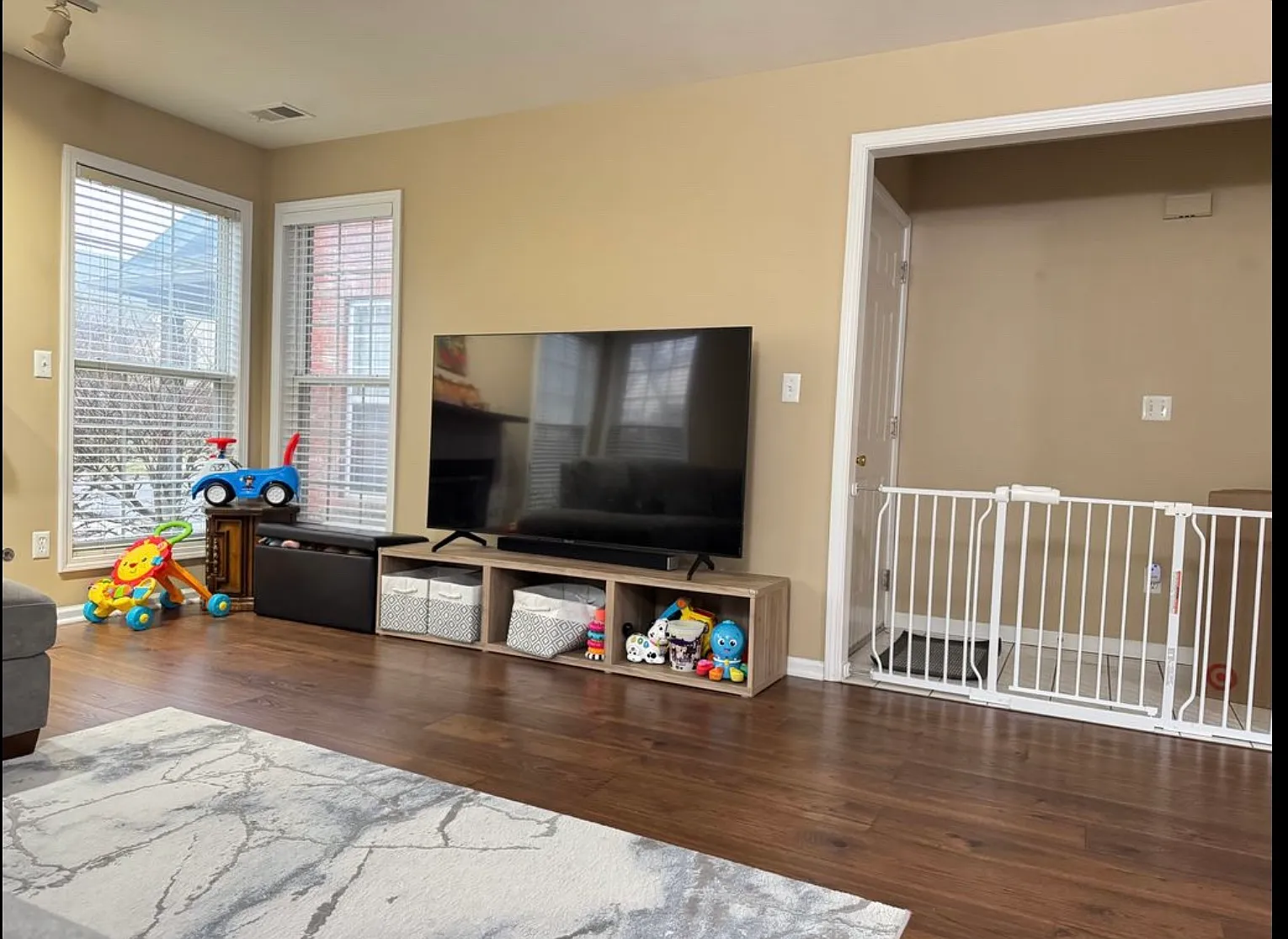 28522 Carlton Way Dr — Photo 2