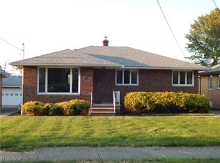 4420 Bruening Dr, Cleveland, OH 44134
