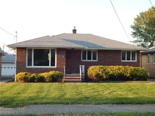 4420 Bruening Dr, Cleveland, OH 44134