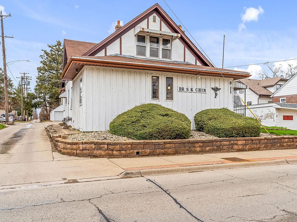 611 Auburn St, Rockford, IL 61103 Zillow