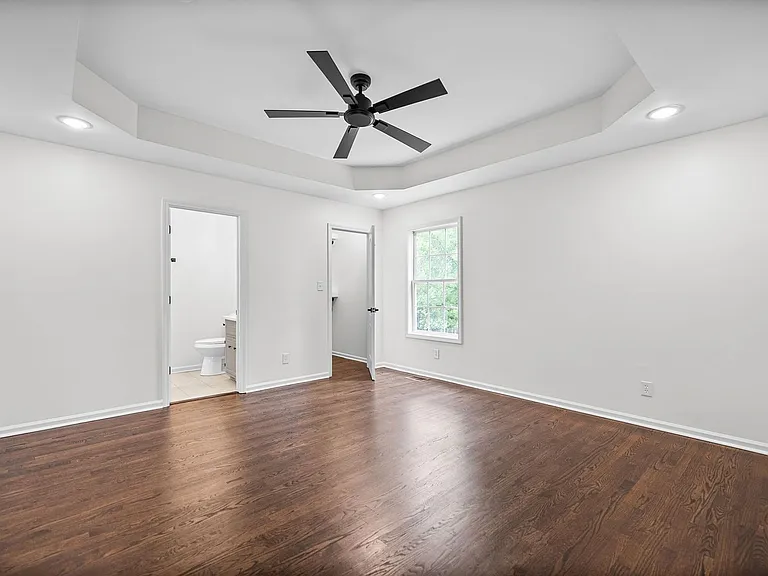 270 Harold Dr — Photo 19