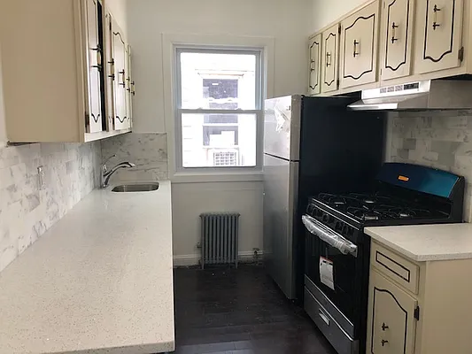 Rented by 18 REALTY | media 1