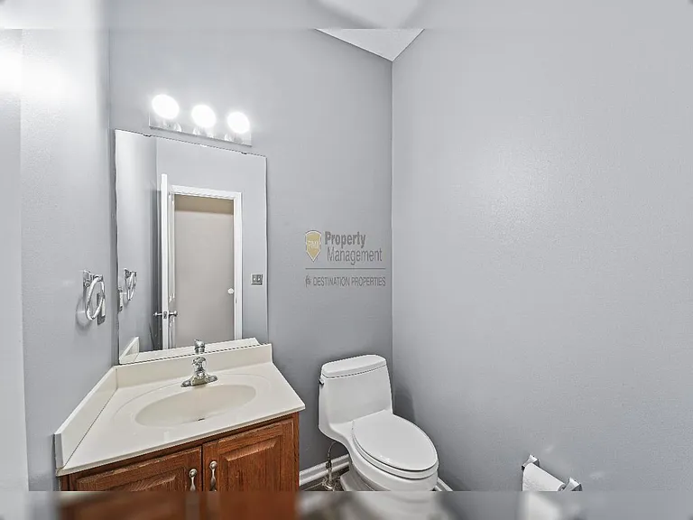 8938 Boehm Dr — Photo 5