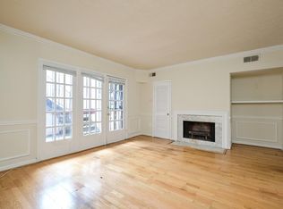 742 7th St SE, Washington, DC 20003