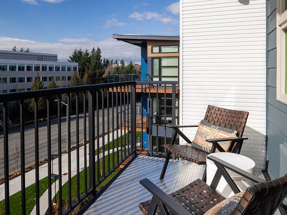 Patio (select units)