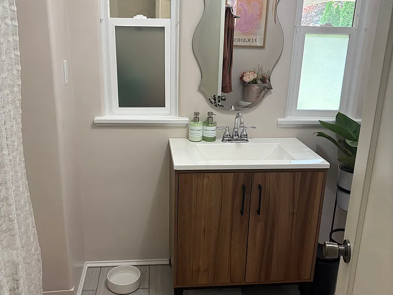 810 N 3rd St #1 — Photo 11