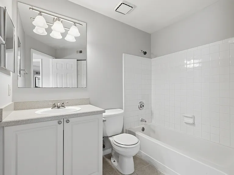 1229 Bermuda Lakes Ln #208 — Photo 19