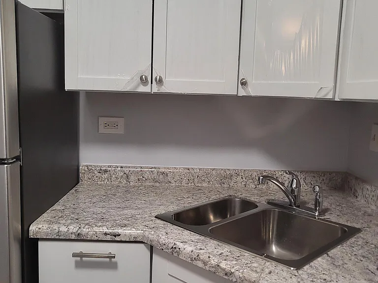 1227 S Harlem Ave #215 — Photo 3