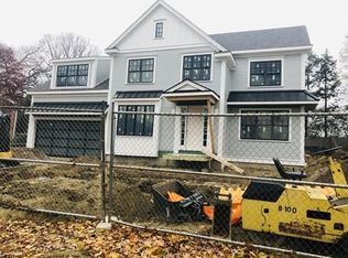 33 Warren Rd, Newton, MA 02468