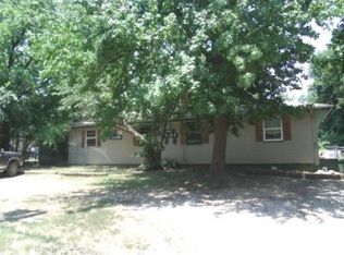 1121 W Elm Arc, Springfield, MO 65806