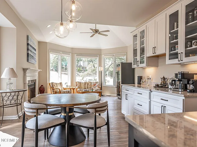 215 Plantation Dr — Photo 15