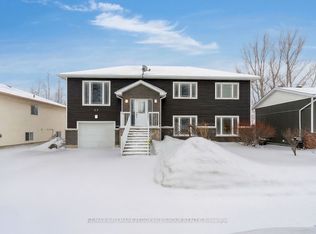 25 Bay St, Tay, ON L0K 2A0