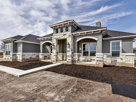 2nd image of 404 S Creekway Ln