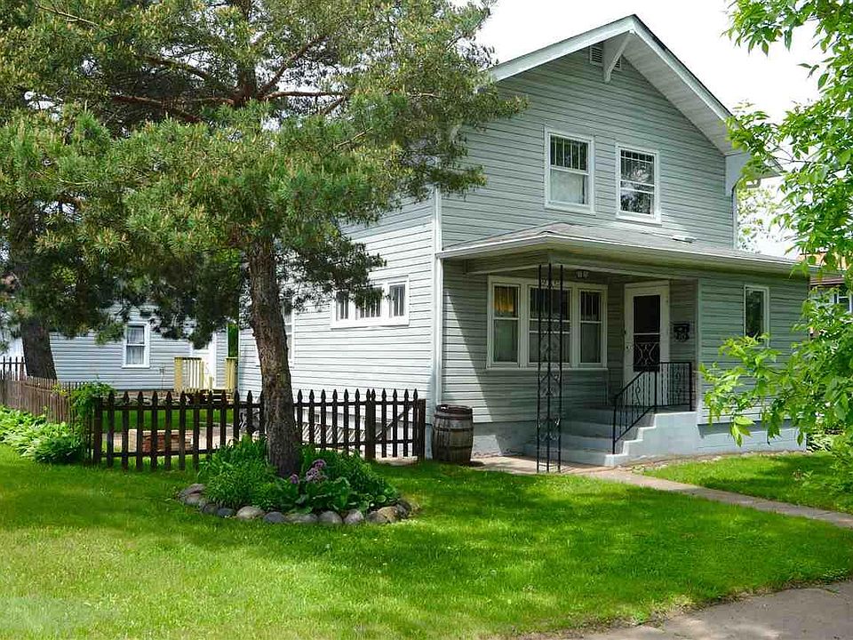 2nd image of 117 17th St