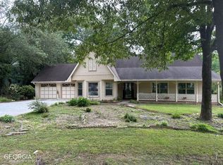 4922 Tilly Mill Rd, Dunwoody, GA 30360