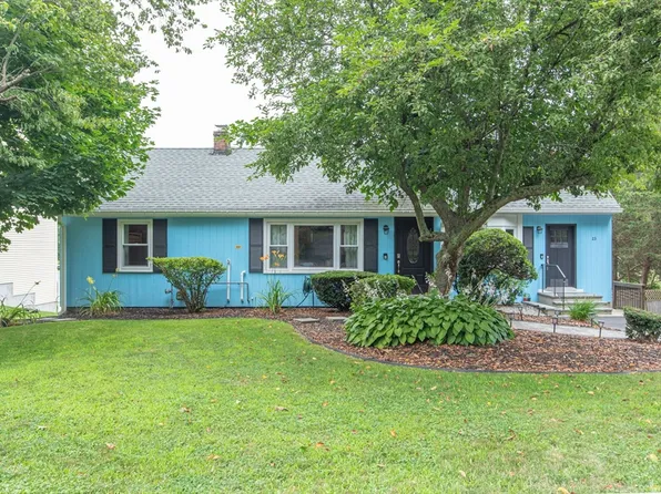 23 N Worcester St, Norton, MA 02766