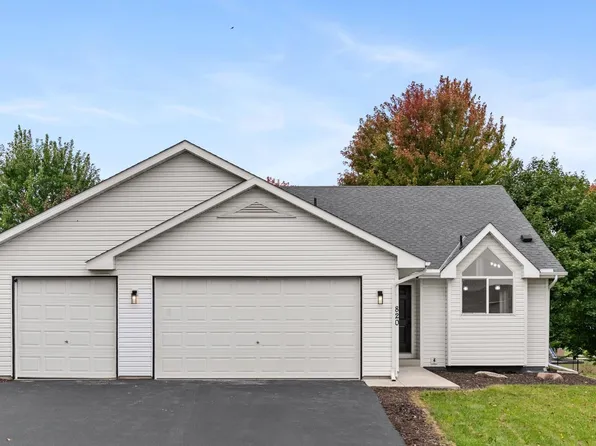 820 S Maple St, Belle Plaine, MN 56011