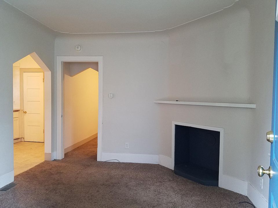 1st image of 1537 Coit Ave NE APT 1