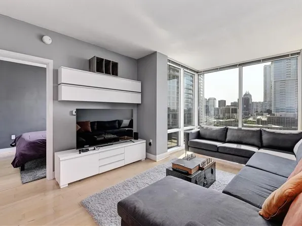300 Bowie St APT 1202, Austin, TX 78703