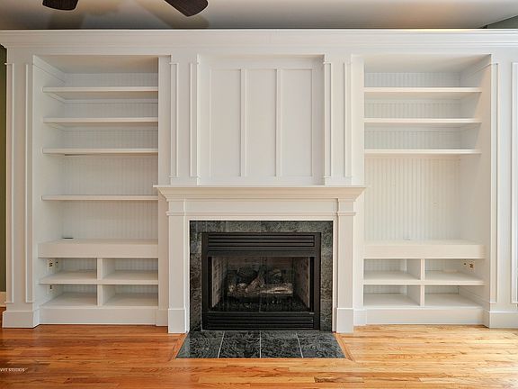 4th image of 4333 S Vincennes Ave APT 2S