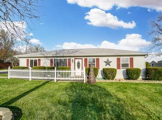 388 W Sparrow Rd, Springfield, OH 45502
