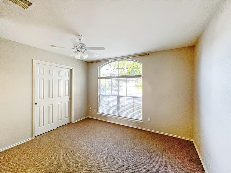 2324 Pearson Way — Photo 10