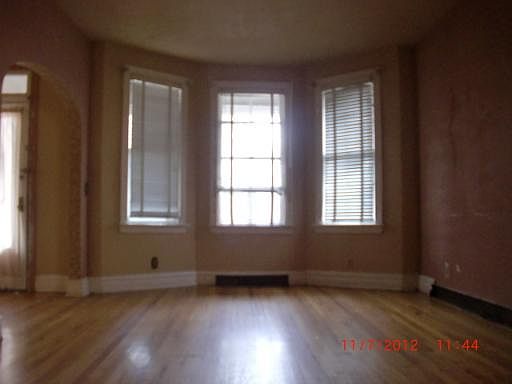 2nd image of 1406 S Lombard Ave