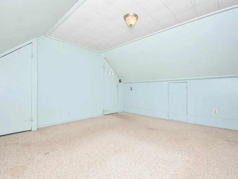 36 Whittier Rd — Photo 36