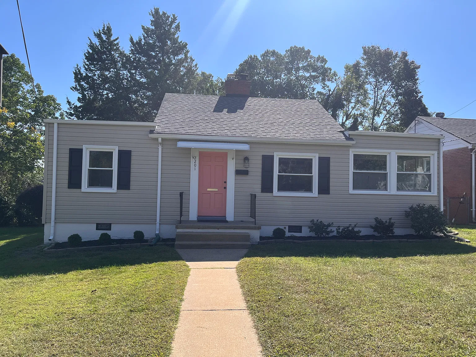 3 bed, 1025 sqft, $2,150 — Photo 1