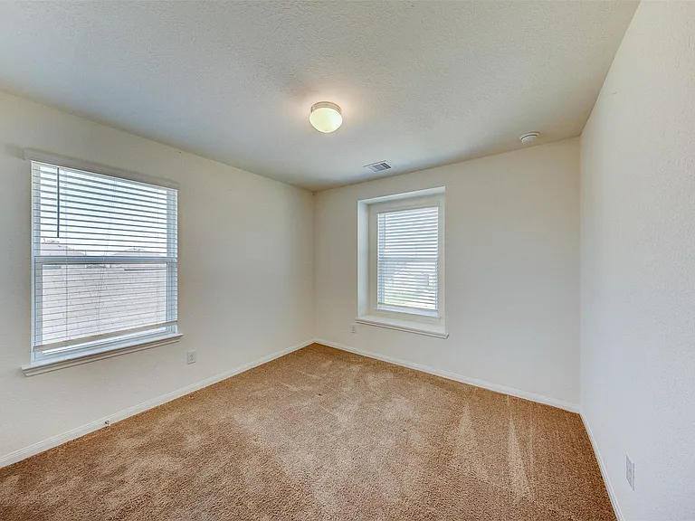 7218 Bakersfield Ct — Photo 27