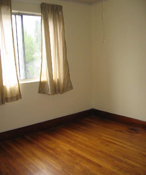 2nd image of 111 Beechcroft St