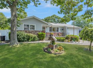 117 Patchogue Holbrook Rd, Ronkonkoma, NY 11779